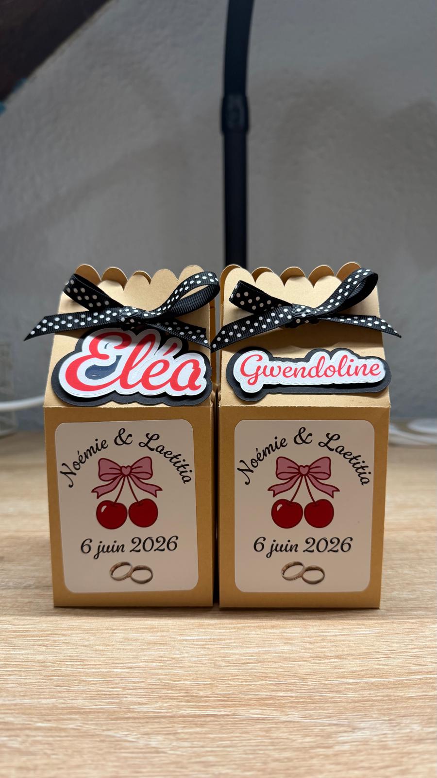 Boîtes cadeaux invités mariage | Lot de 10 personnalisées