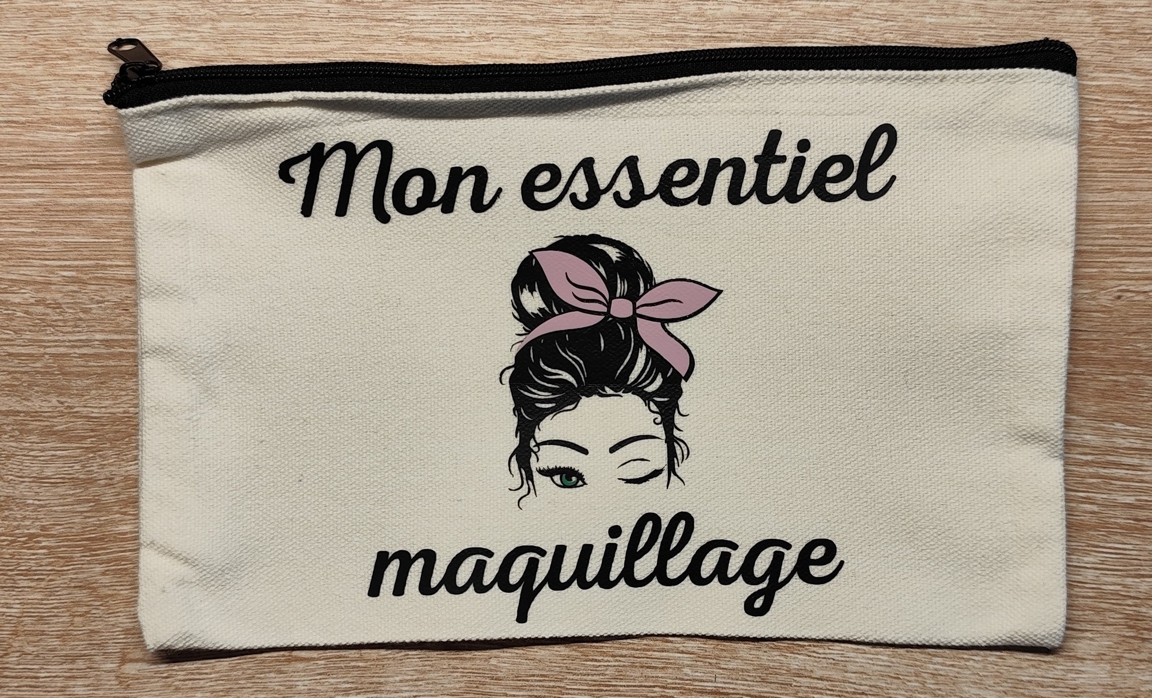 Pochette Mon essentiel maquillage – 13x21cm