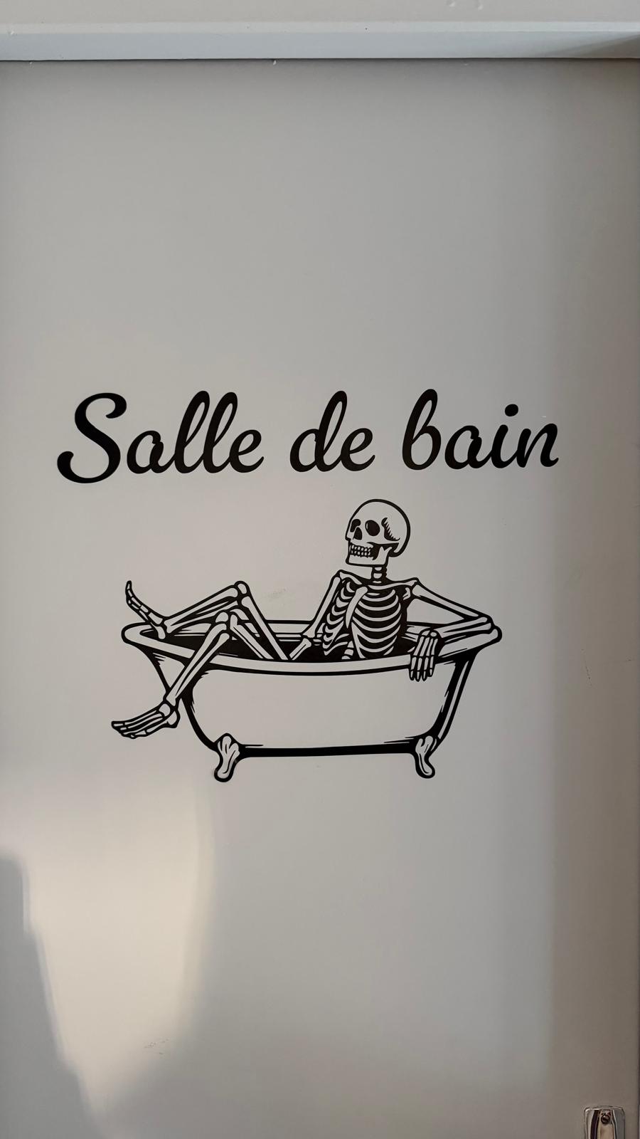 Sticker sur surface lisse pour intérieur et extérieur – Design, couleur et taille au choix